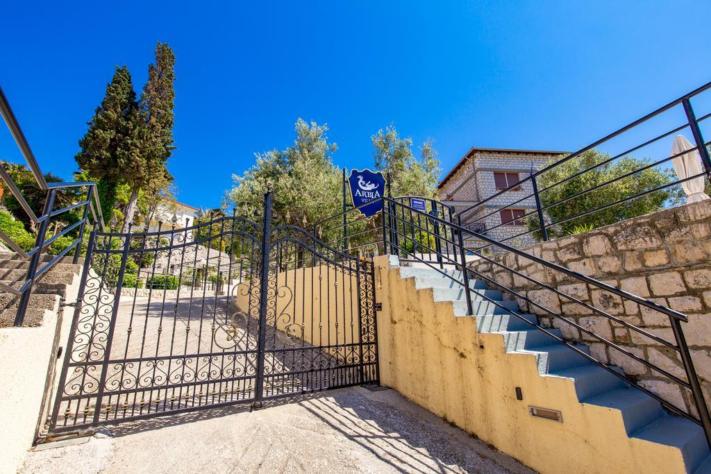 Villas Arbia - Margita Beach Hotel Banjol Εξωτερικό φωτογραφία